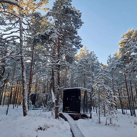 Oeoed Hoetels Lohusalu Leida & Enno Лауласмаа Экстерьер фото